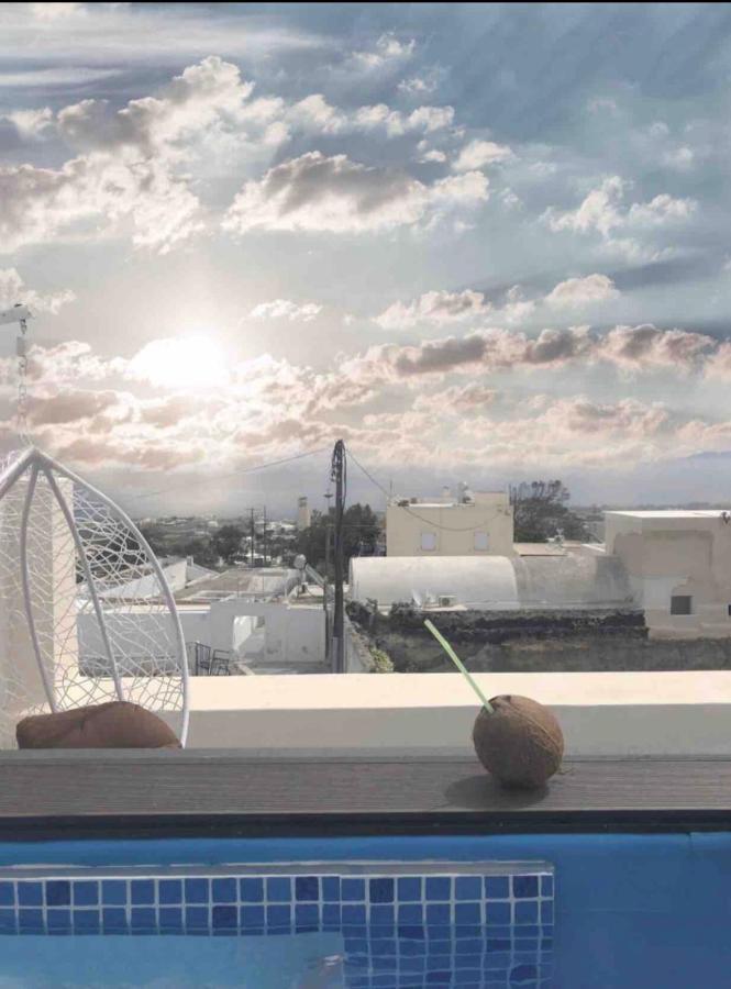 Amaryllis Suites Santorini Fira  Exterior foto