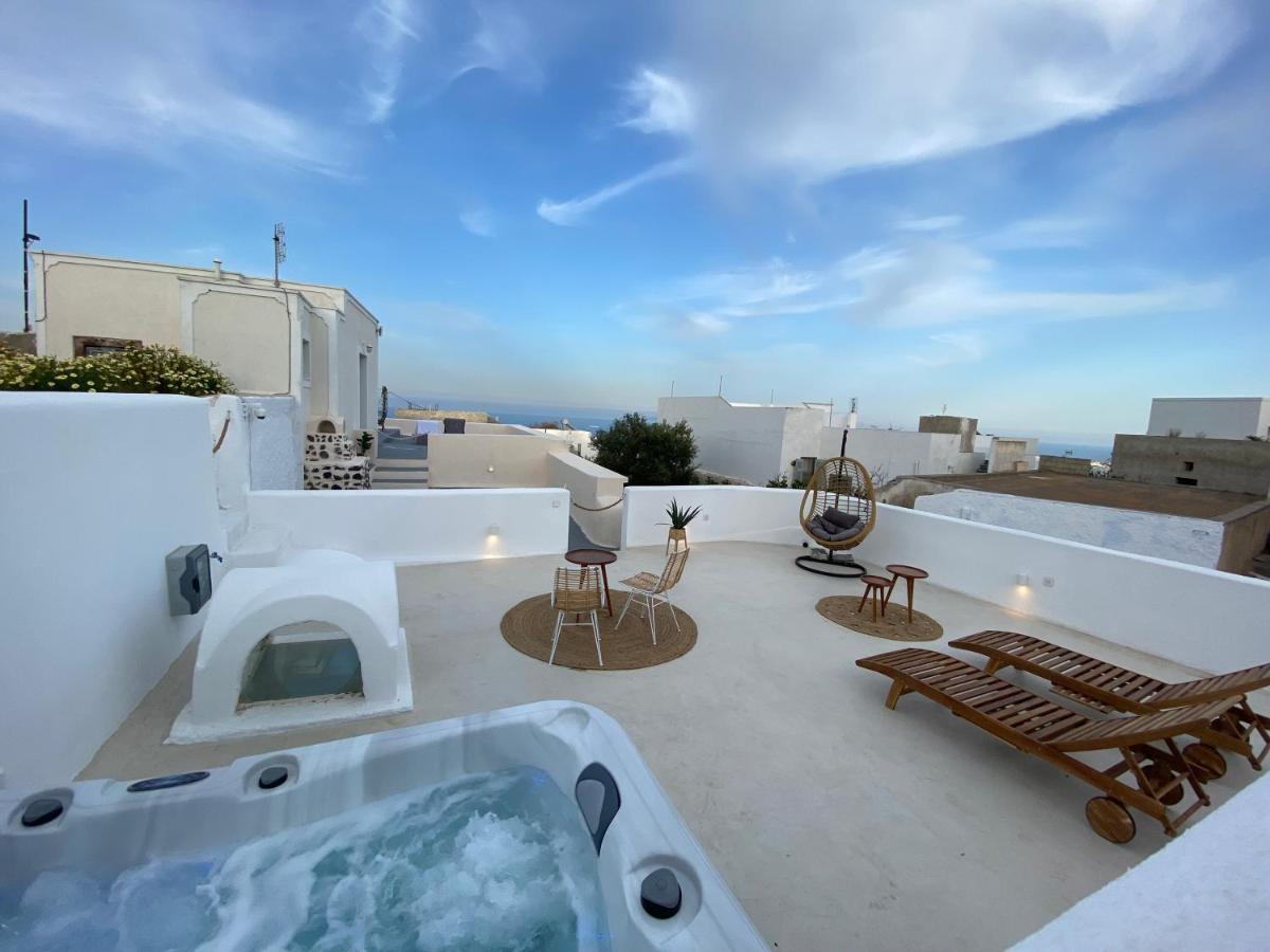 Amaryllis Suites Santorini Fira  Exterior foto